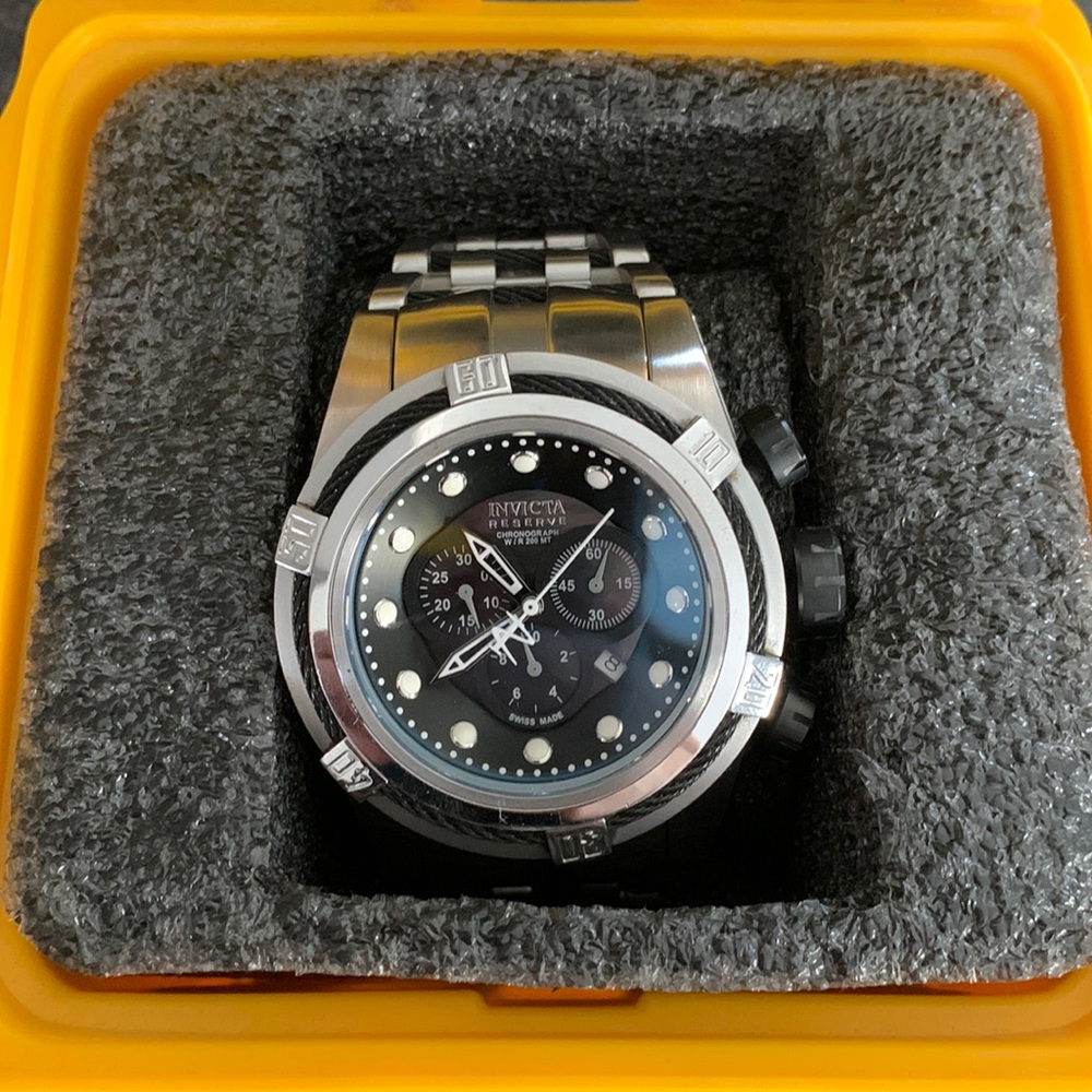 Invicta Bolt Zeus
